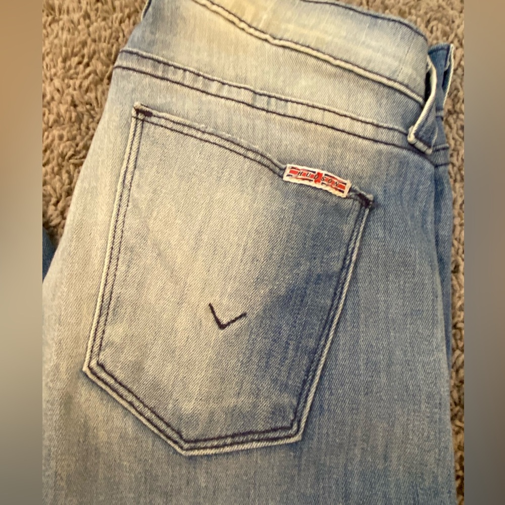 👖Hudson • women’s super skinny distressed jeans • 24 • EUC - Picture 6 of 14